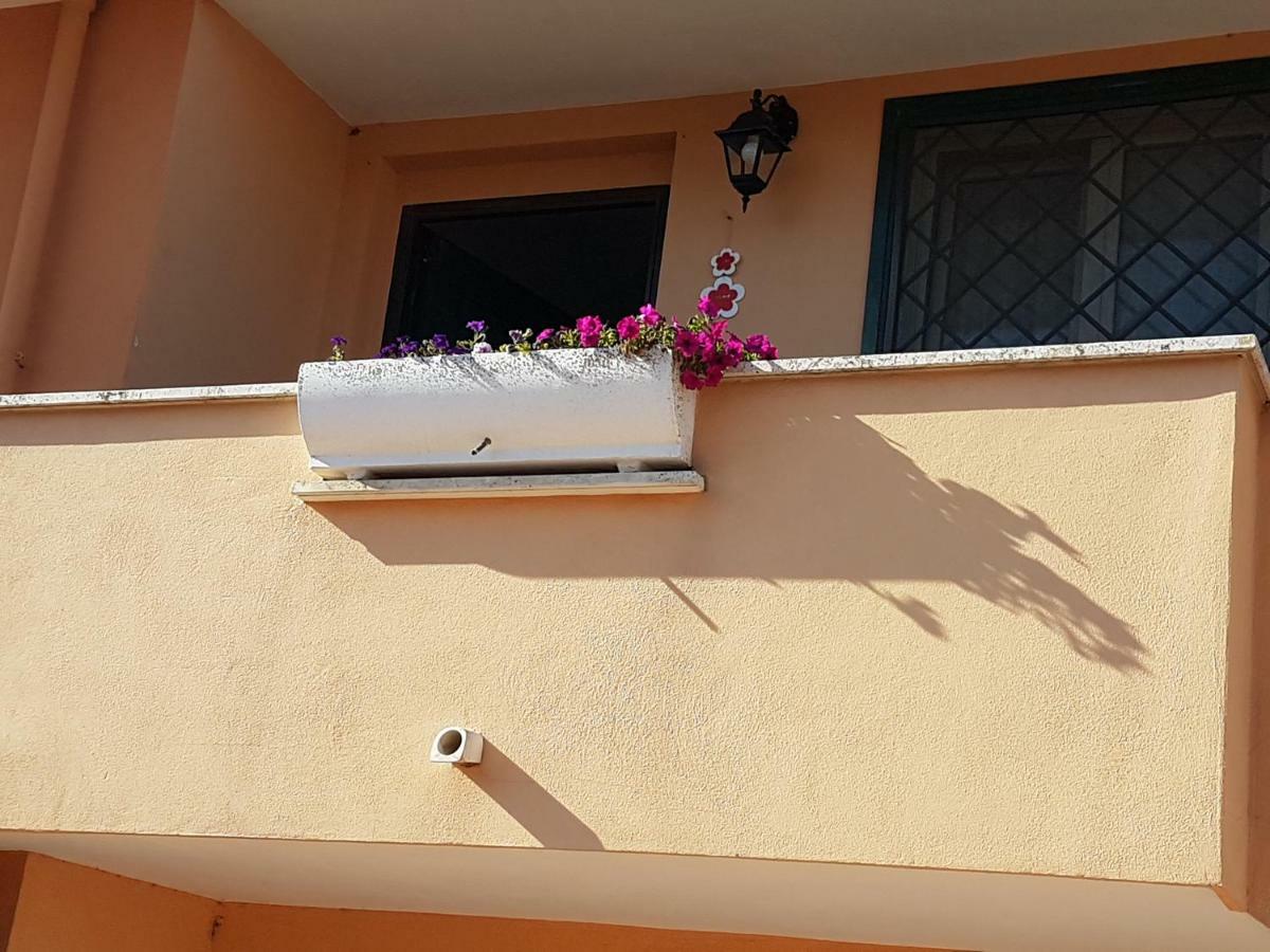 I Villini Affittacamere Fiumicino Exterior foto