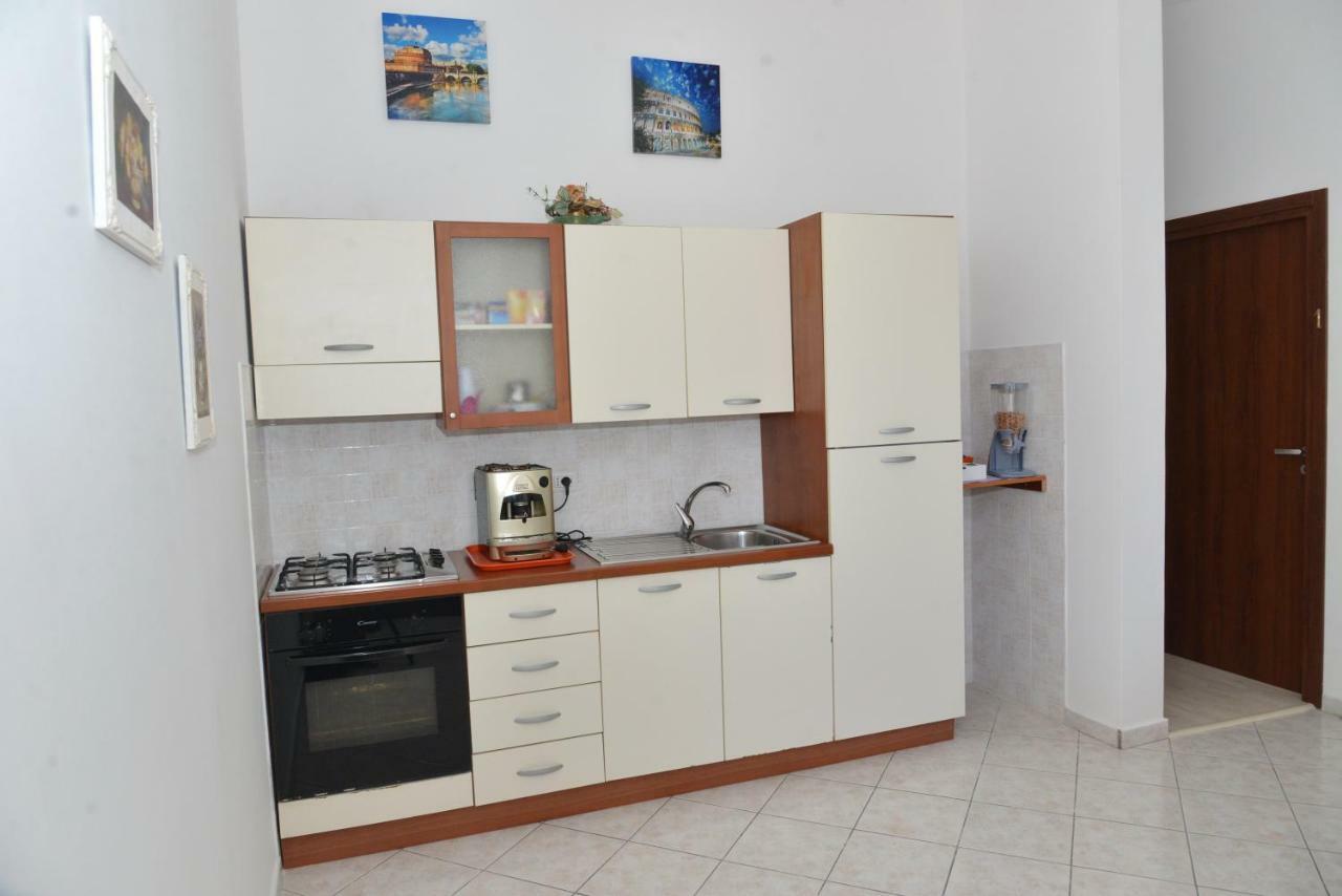 I Villini Affittacamere Fiumicino Exterior foto